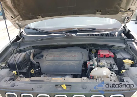 2018 Jeep Renegade Sport 4X4 z USA, uszkodzony, nr VIN ZACCJBAB4JPH17972